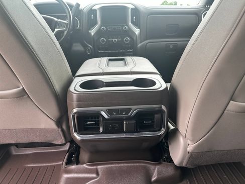 Used 2019 Chevrolet Silverado 1500 LTZ AWD/4WD image 16
