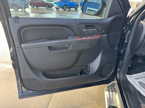 Used 2011 GMC Sierra 1500 SLT w/ SLT Convenience Package image 10