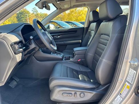Used 2023 Honda CR-V EX-L image 9