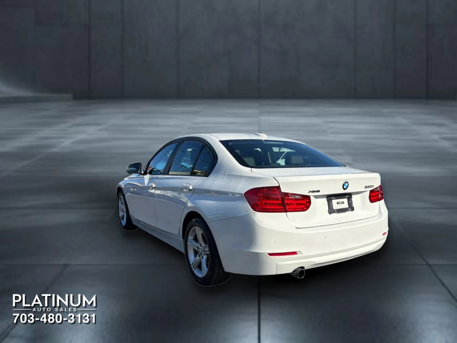 Used 2015 BMW 320i xDrive Sedan AWD/4WD image 8