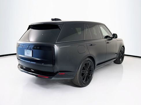 New 2026 Land Rover Range Rover SE image 5