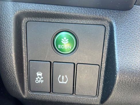 Used 2016 Honda HR-V EX-L image 14