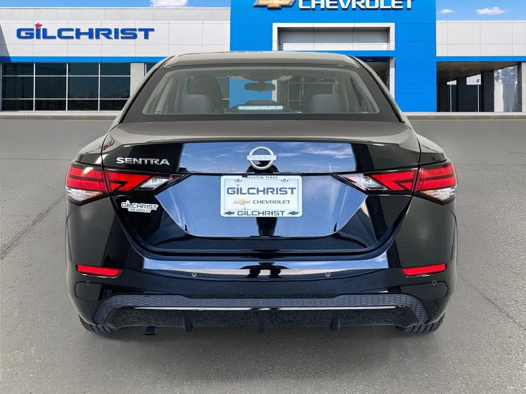 Used 2025 Nissan Sentra S FWD image 6