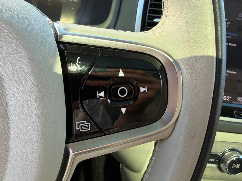 Certified 2024 Volvo XC90 T8 Ultimate AWD/4WD image 20