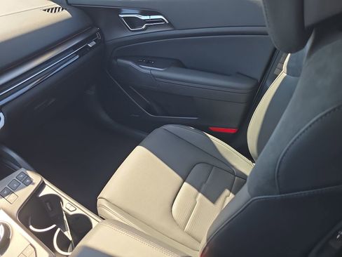 New 2026 Kia Sportage SX Prestige image 16