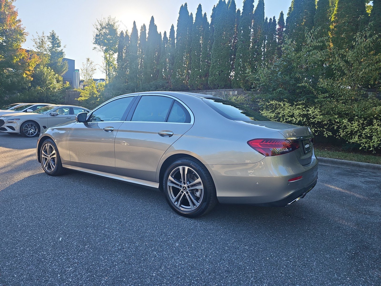 Used 2023 Mercedes-Benz E 350 4MATIC Sedan image 6