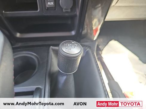 Used 2019 Toyota 4Runner TRD Off-Road AWD/4WD image 27