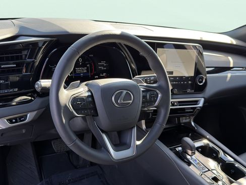 Used 2025 Lexus RX 350 Premium Plus image 18