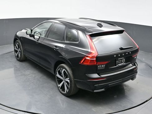 Used 2025 Volvo XC60 T8 Ultra w/ Protection Package Premier image 38