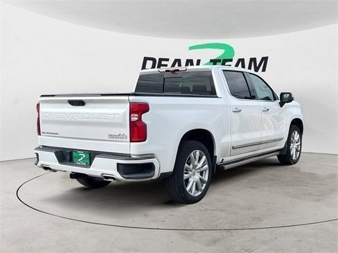 Used 2024 Chevrolet Silverado 1500 High Country w/ High Country Premium Package image 8