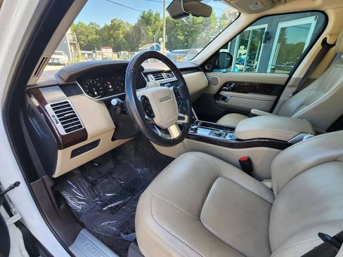 Used 2019 Land Rover Range Rover Supercharged AWD/4WD image 9