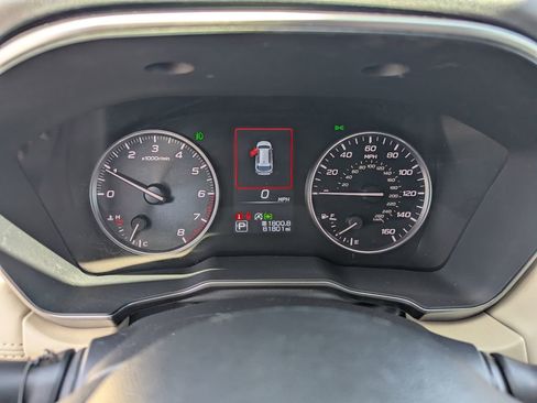 Used 2024 Subaru Outback Limited AWD/4WD image 26