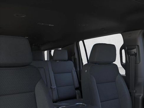 New 2025 Chevrolet Suburban LS image 29