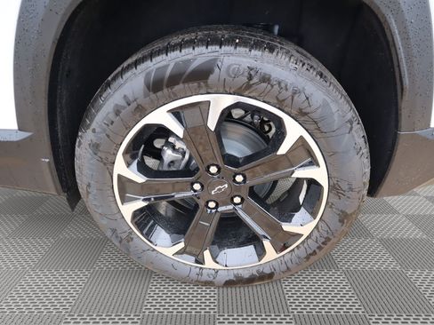 New 2026 Chevrolet Equinox LT w/ Convenience Package II AWD/4WD image 20