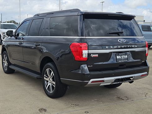 Used 2024 Ford Expedition Max XLT image 6