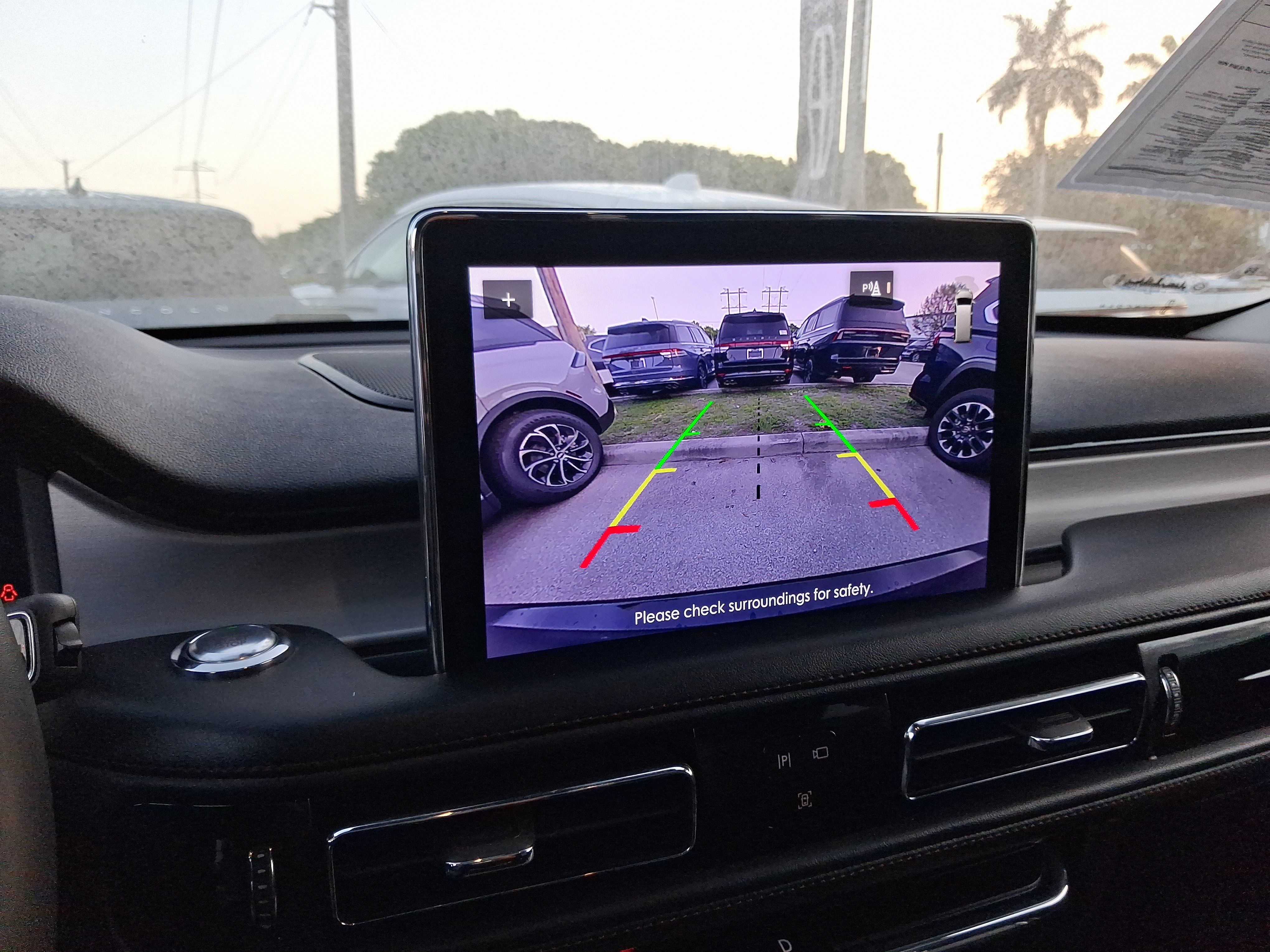 Certified 2023 Lincoln Aviator 2WD w/ Premium Package image 22