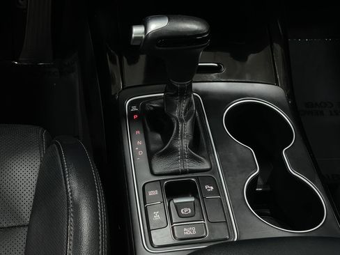 Used 2018 Kia Sorento SX AWD/4WD image 28