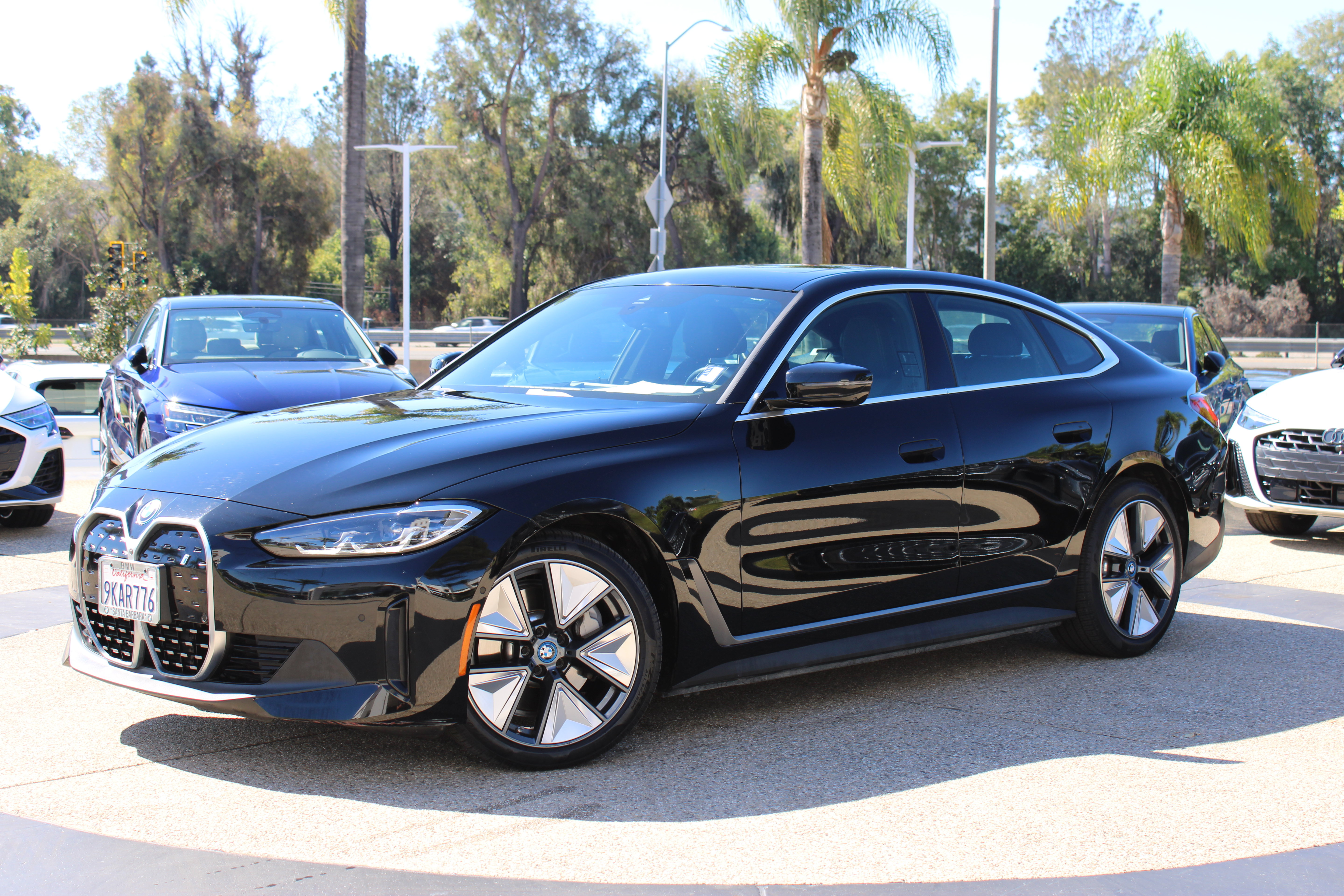 Used 2024 BMW i4 eDrive35 w/ Convenience Package RWD image 1