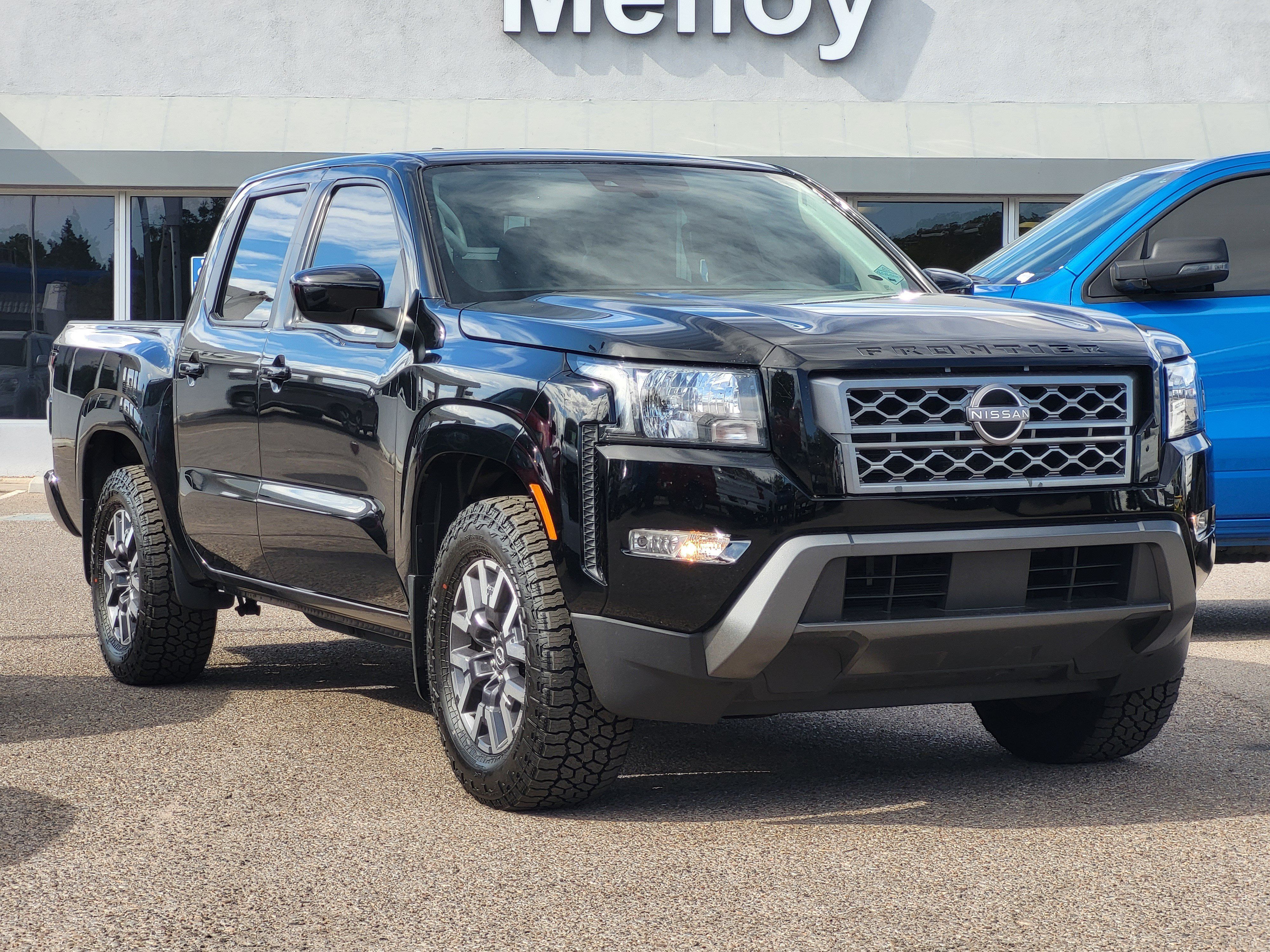 Certified 2022 Nissan Frontier SV RWD image 3