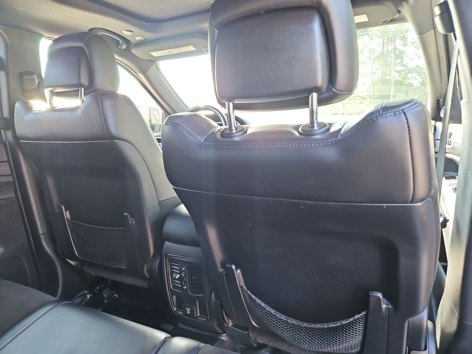 Used 2020 Jeep Grand Cherokee Altitude AWD/4WD image 18