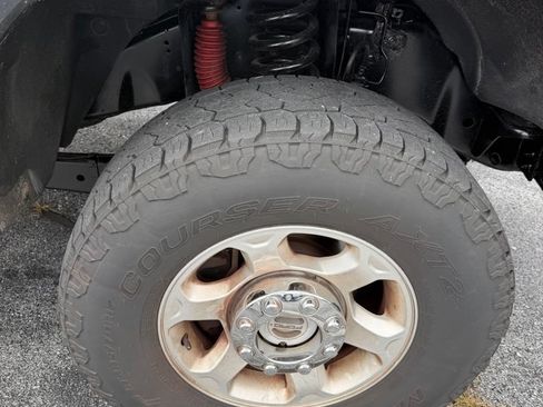 Used 2014 Ford F250 XLT w/ Snow Plow Prep Package AWD/4WD image 16