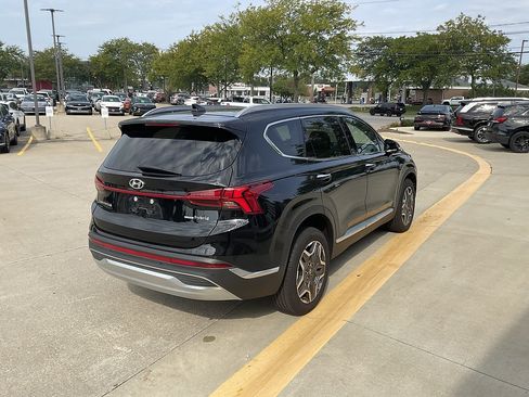 Certified 2023 Hyundai Santa Fe Limited AWD/4WD image 3