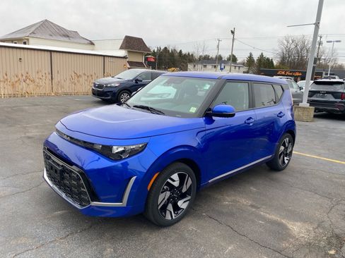 Certified 2023 Kia Soul GT-Line image 4