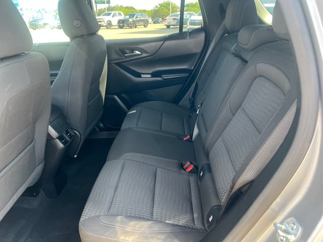 Used 2025 Chevrolet Equinox LT FWD image 13