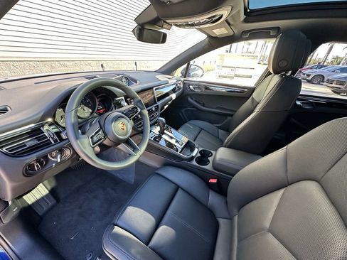 Used 2026 Porsche Macan AWD/4WD image 86