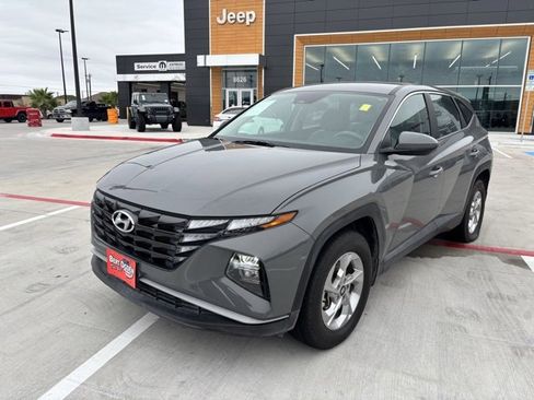 Used 2024 Hyundai Tucson SE image 3