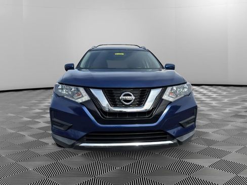 Used 2017 Nissan Rogue SV image 7
