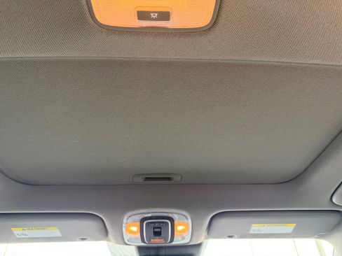 Certified 2024 Hyundai Elantra SEL w/ Convenience Package image 32