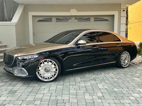 Used 2021 Mercedes-Benz S 580 4MATIC Sedan w/ Warmth & Comfort Package image 2
