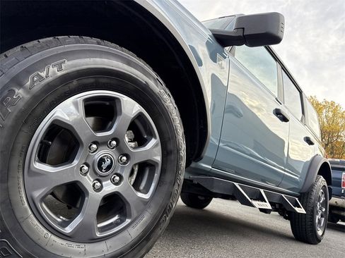 Used 2022 Ford Bronco Big Bend image 10