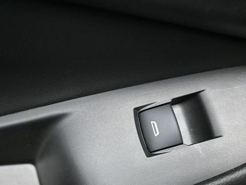 Used 2025 Buick Encore GX Preferred image 36