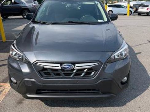 Used 2021 Subaru Crosstrek 2.0i Premium w/ Moonroof Package AWD/4WD image 3