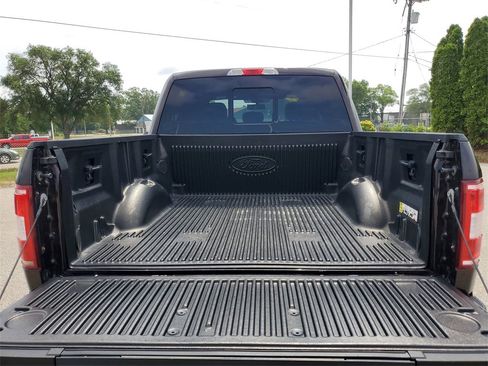 Used 2019 Ford F150 XLT w/ Equipment Group 302A Luxury image 9