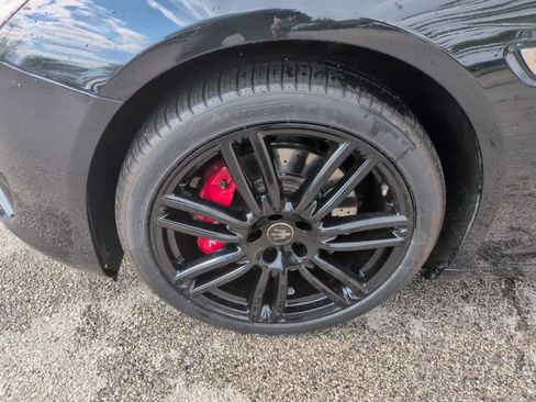 Used 2023 Maserati Quattroporte Modena Q4 AWD/4WD image 18