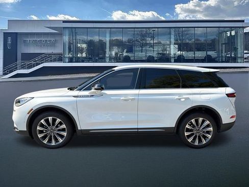 Used 2021 Lincoln Corsair Reserve AWD/4WD image 4