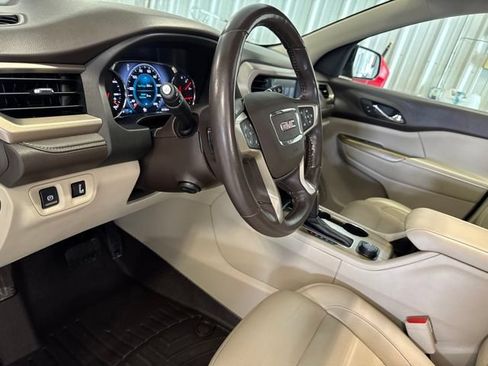 Used 2018 GMC Acadia Denali w/ Technology Package AWD/4WD image 36