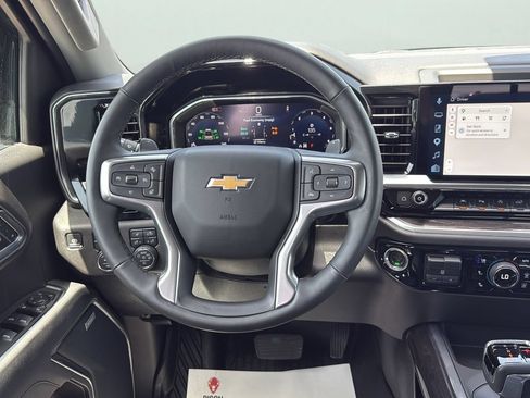 Used 2026 Chevrolet Silverado 1500 LTZ AWD/4WD image 12