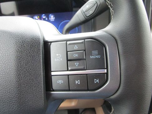 Used 2026 Ford F250 Lariat w/ Chrome Package image 38