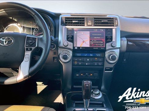 Used 2024 Toyota 4Runner Limited image 8