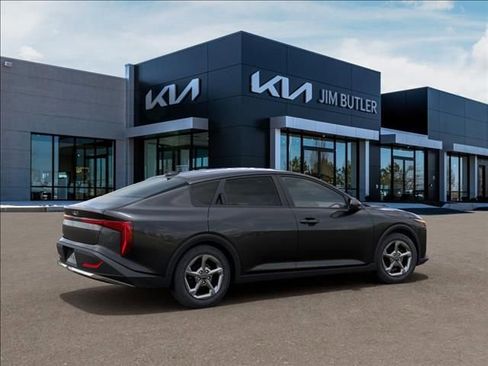 New 2026 Kia K4 FWD image 6