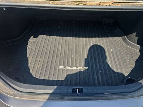 Certified 2022 Toyota Camry LE FWD image 10