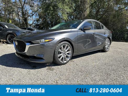Used 2019 MAZDA MAZDA3 w/Premium Pkg image 1