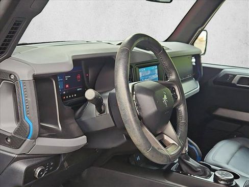 Used 2022 Ford Bronco Black Diamond AWD/4WD image 6