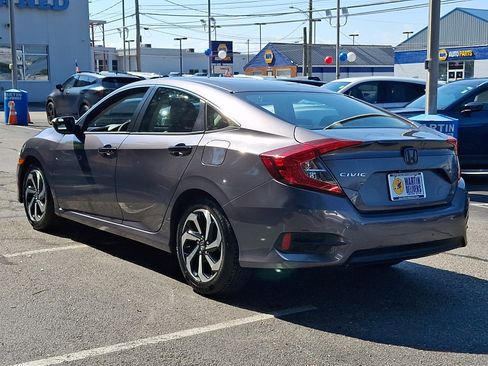 Used 2018 Honda Civic LX image 3