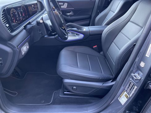 Certified 2025 Mercedes-Benz GLS 450 4MATIC image 21