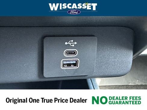 New 2025 Ford Maverick XLT w/ XLT Luxury Package image 17